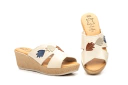 Women's Beige Leather Clogs with Gel Insole and Wedge Heel Alto Estilo ref. AE-204