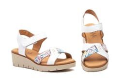 Women's White Leather Sandals with Adhesive Straps and Gel Wedge Alto Estilo ref. AE-640