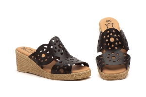 Sandalias Vaquetillas Mujer Piel Marrón Picado Cuña  -  Ref. AE-462 Marrón